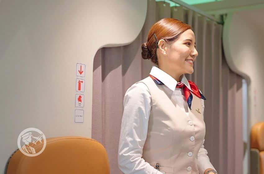 Hosteslerin Uçak İçindeki Görevleri - 4